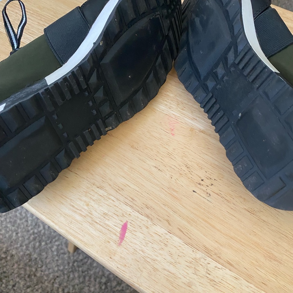Steve Madden - Picture 7 of 10